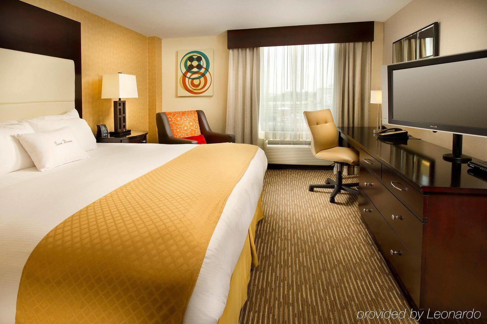 Doubletree By Hilton Hotel Chattanooga Downtown Oda fotoğraf