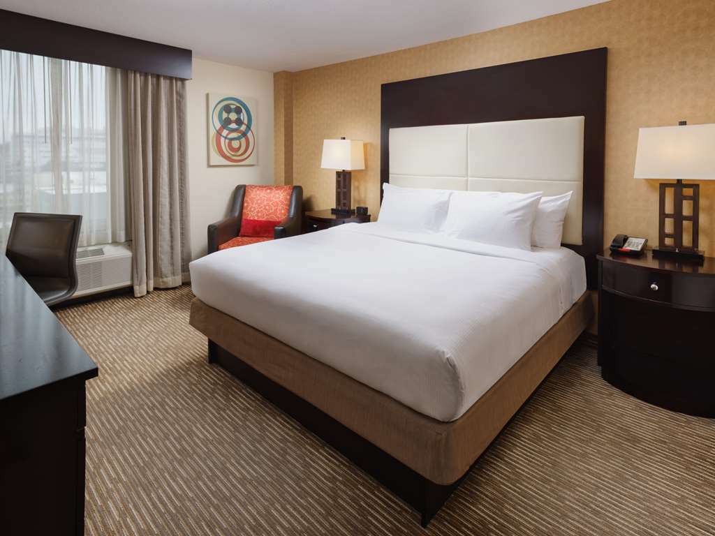 Doubletree By Hilton Hotel Chattanooga Downtown Oda fotoğraf